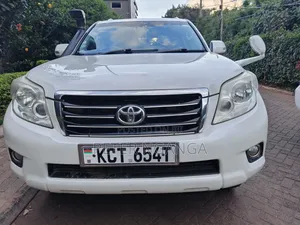 Toyota Land Cruiser Prado 4.0 Petrol TX 2013 White