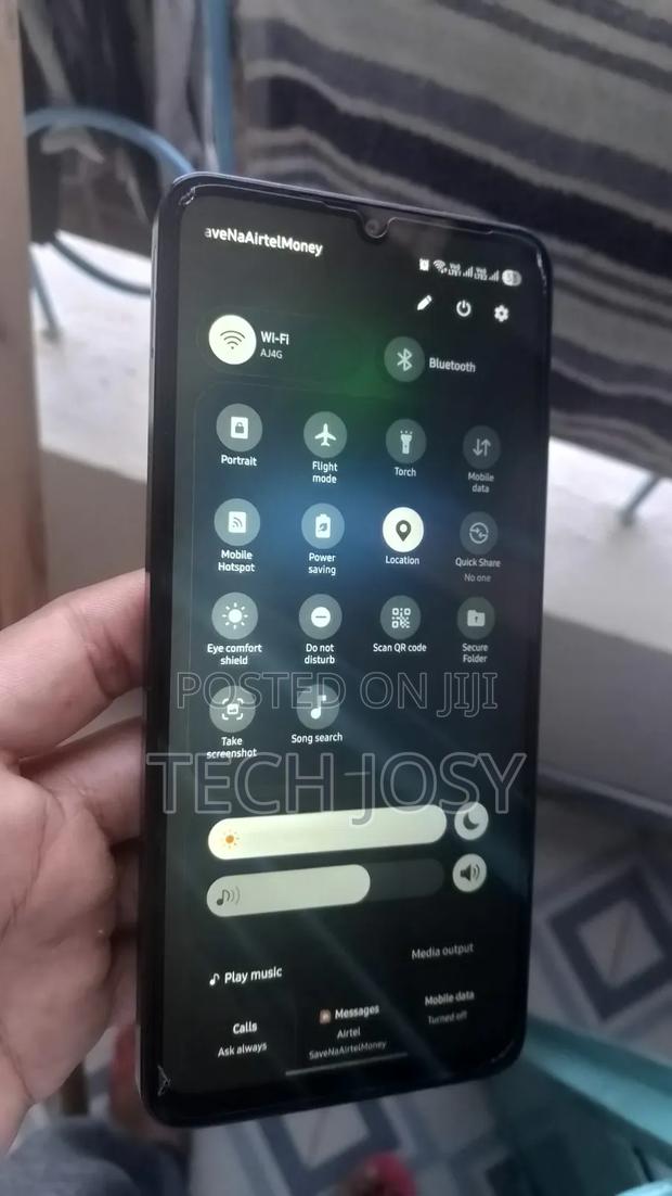 Samsung Galaxy A06 128 GB Blue - thumbnail 3