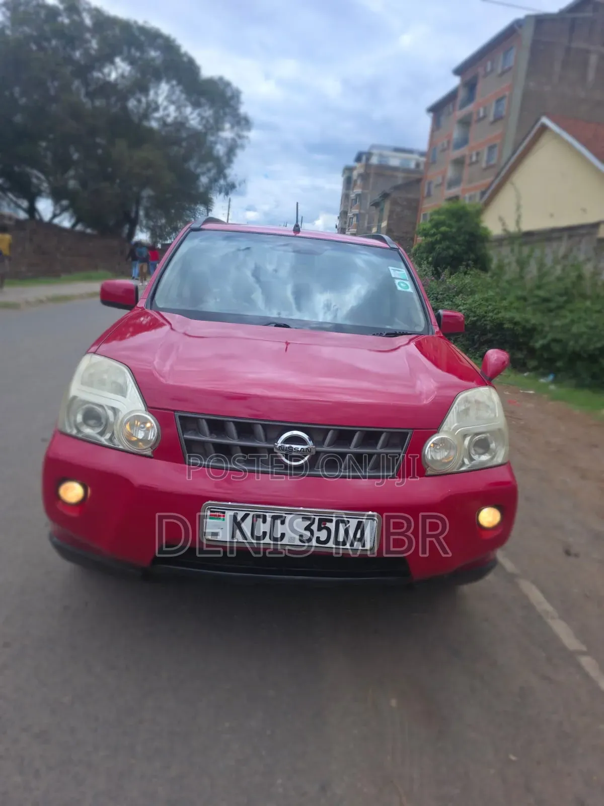 Nissan X-Trail 2011 Red
