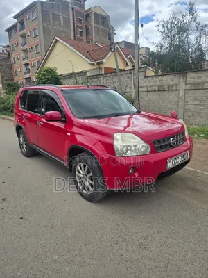 Nissan X-Trail 2011 Red