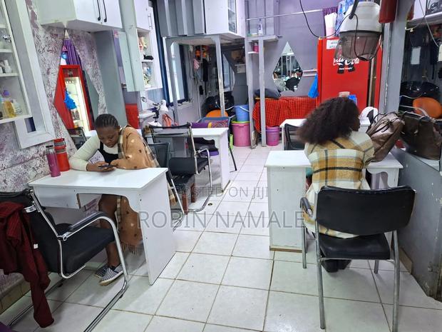 Salon in CBD for Sale - thumbnail 3