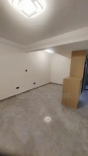 Studio Apartment in Valley Arcade for sale