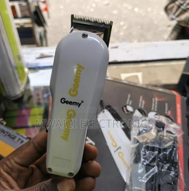 Geemy Professional Hair Clipper - thumbnail 2