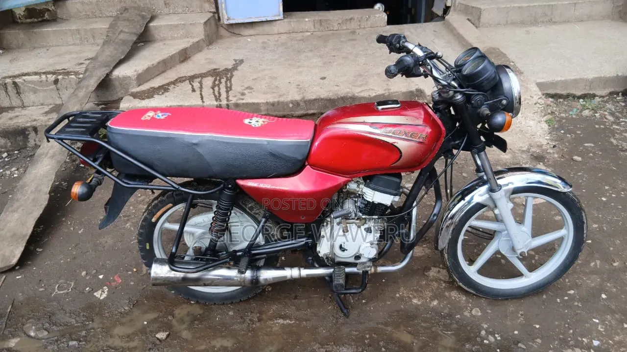 Bajaj Boxer 100 2023 Red