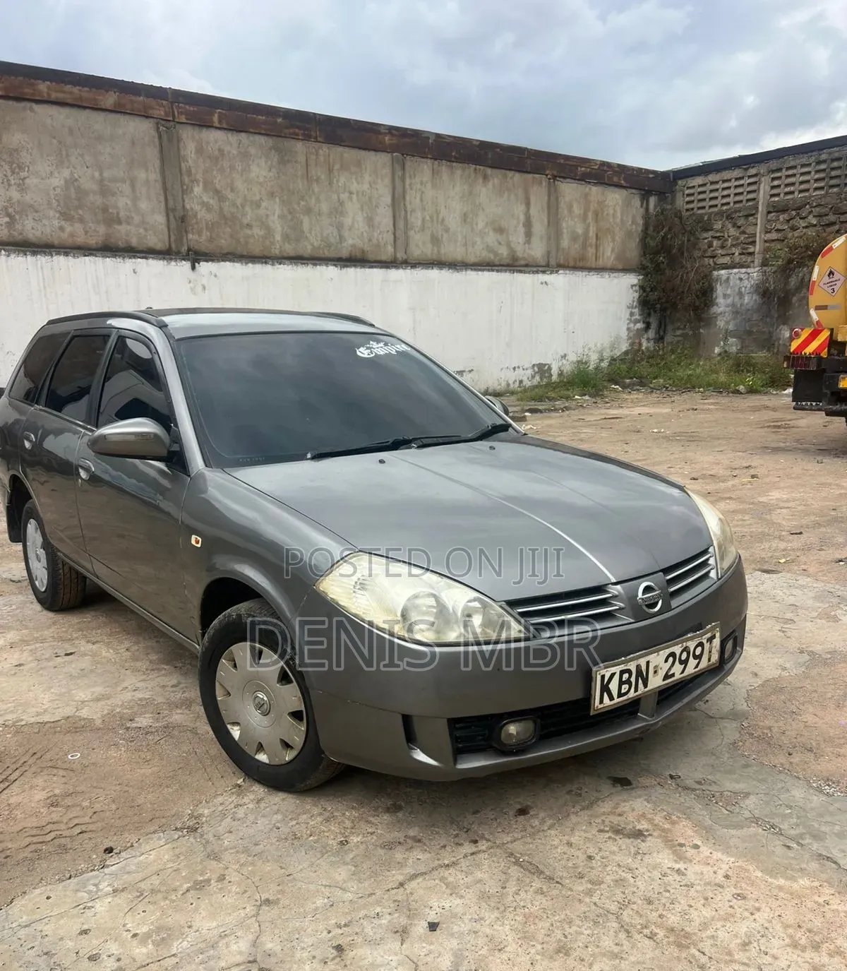 Nissan Wingroad 2006 Gray