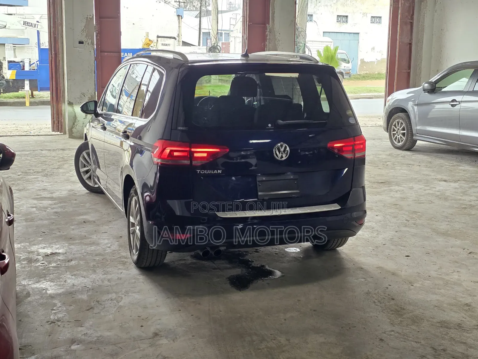 Volkswagen Touran 2020 Blue