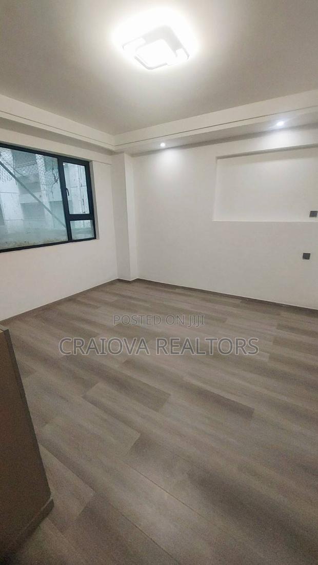 Studio Apartment in Valley Arcade for sale - thumbnail 7