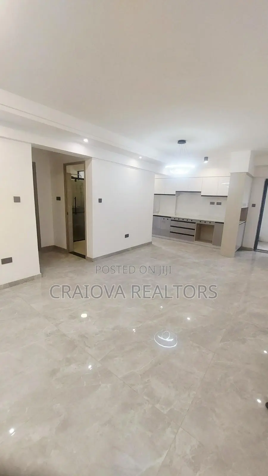 Studio Apartment in Valley Arcade for sale