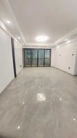 Studio Apartment in Valley Arcade for sale