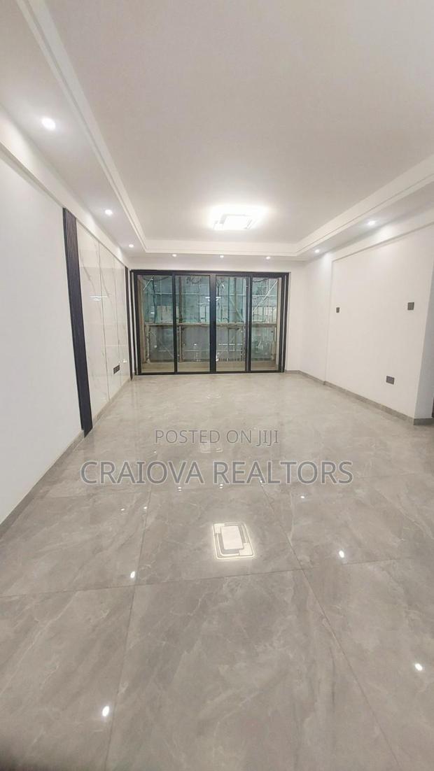Studio Apartment in Valley Arcade for sale - thumbnail 2