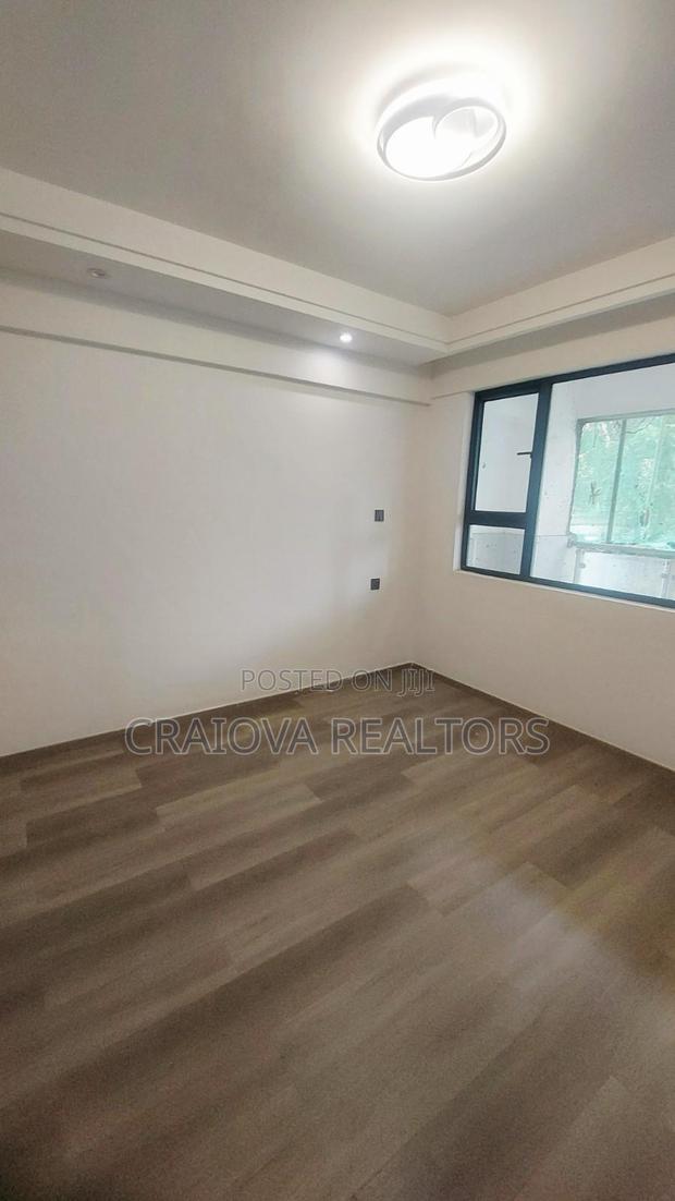 Studio Apartment in Valley Arcade for sale - thumbnail 13