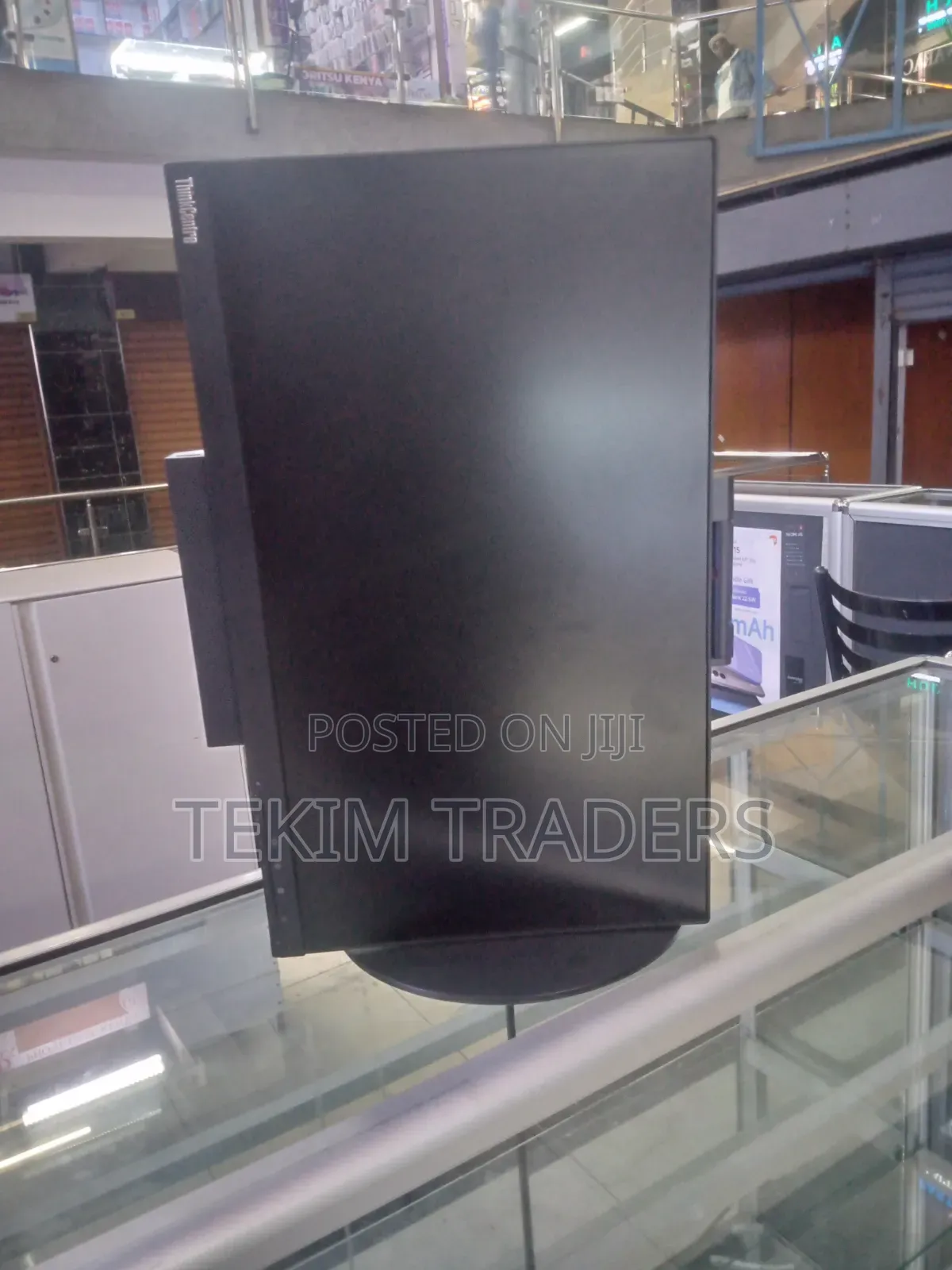 Desktop Computer Lenovo ThinkCentre M710 8GB Intel Core i5 HDD 256GB