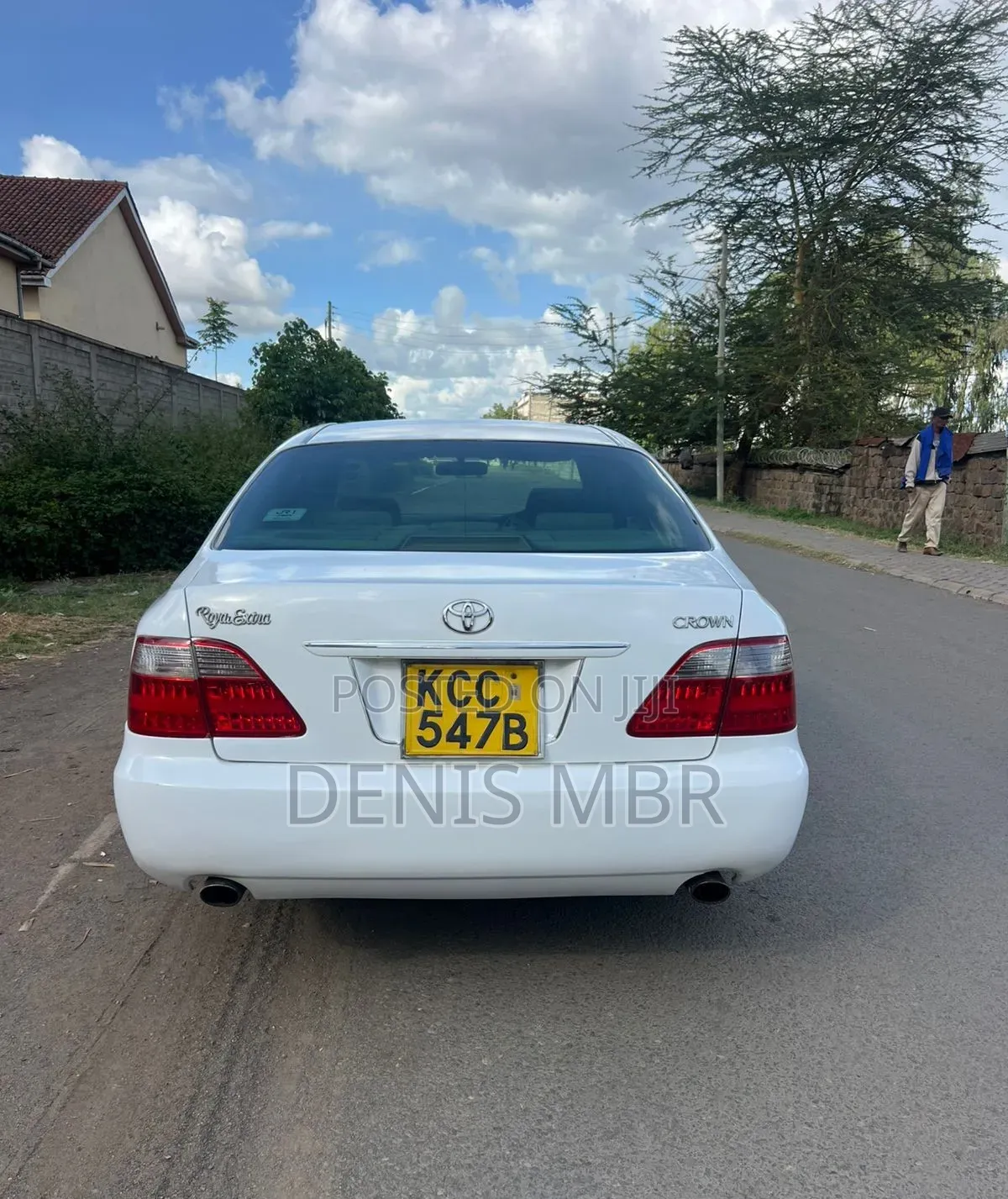 Toyota Crown 2010 White