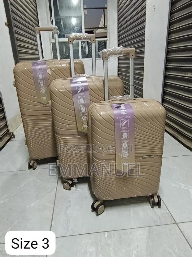 Unbreakable Rubber Suitcase - thumbnail 2