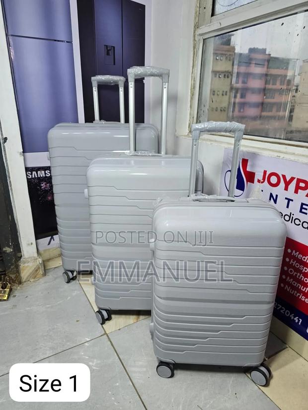 Unbreakable Rubber Suitcase - thumbnail 4