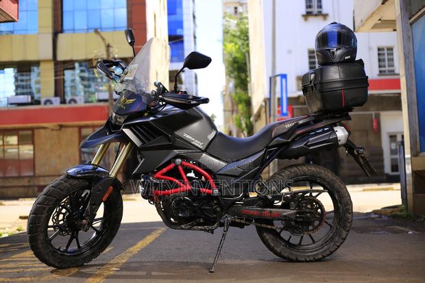 Tekken Forza 250 2022 Black - main view