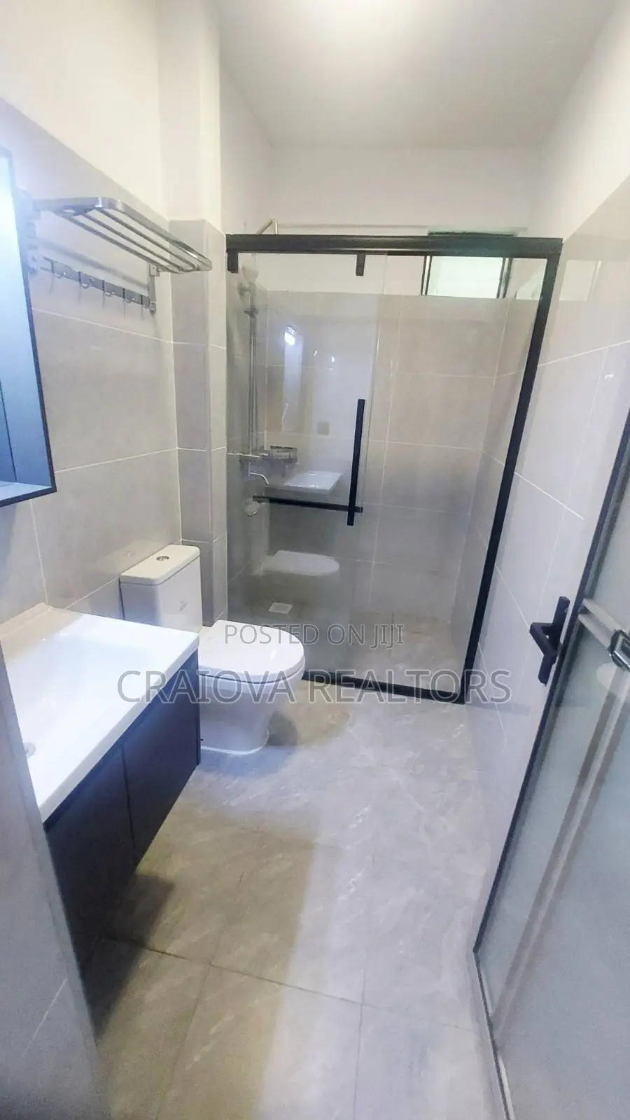 2bdrm Apartment in Valley Arcade for sale