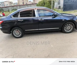 Nissan Sylphy 2012 Blue