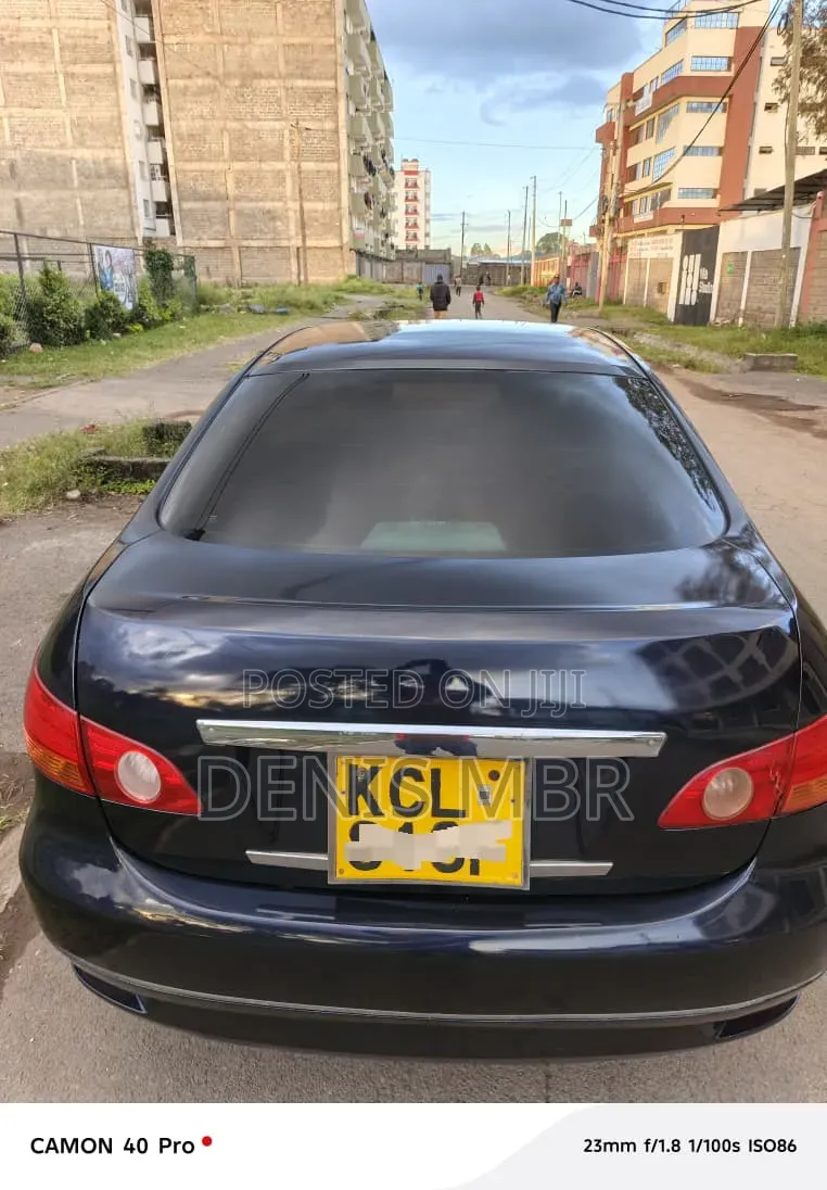 Nissan Sylphy 2012 Blue