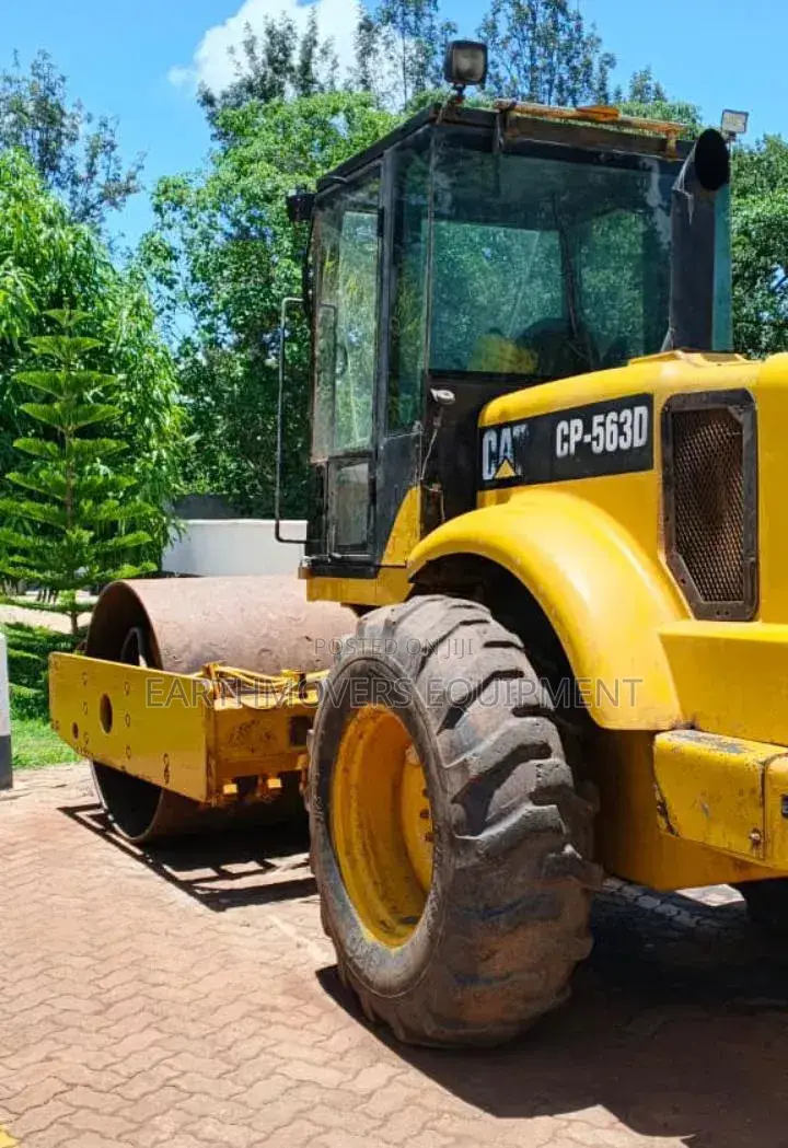 Roller Compactor For Hire