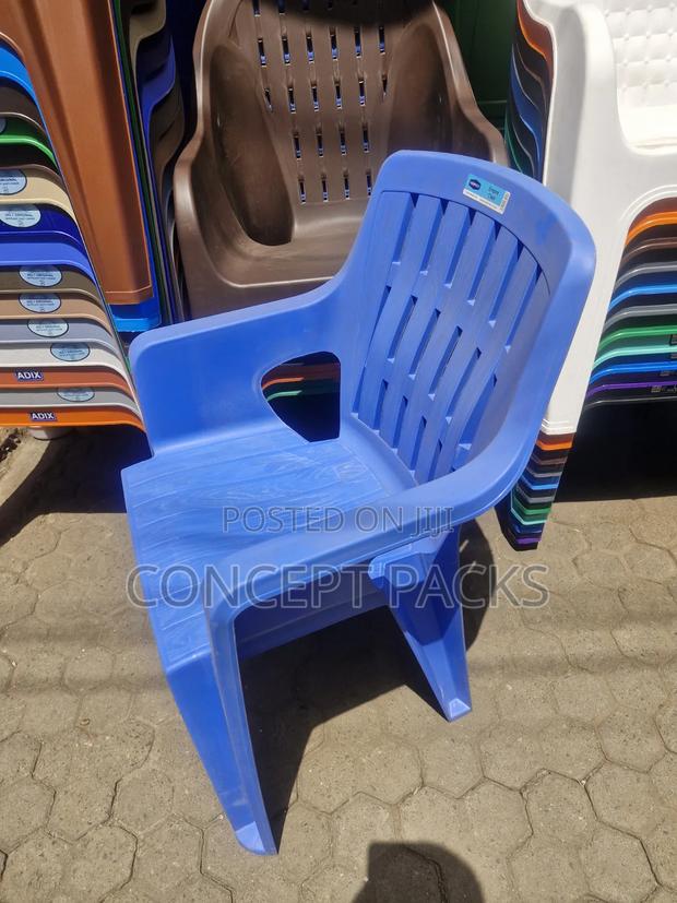 Kenpoly Long Arm Empire Chair - thumbnail 2