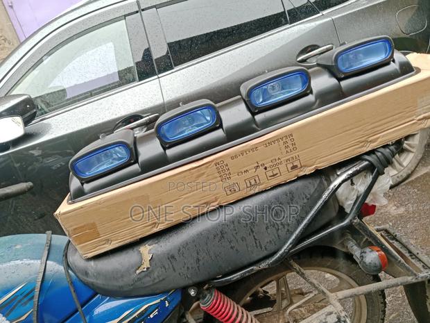 Roof Light Led Light Bar for 4x4 Pick Ups,Trucks for High Visibility