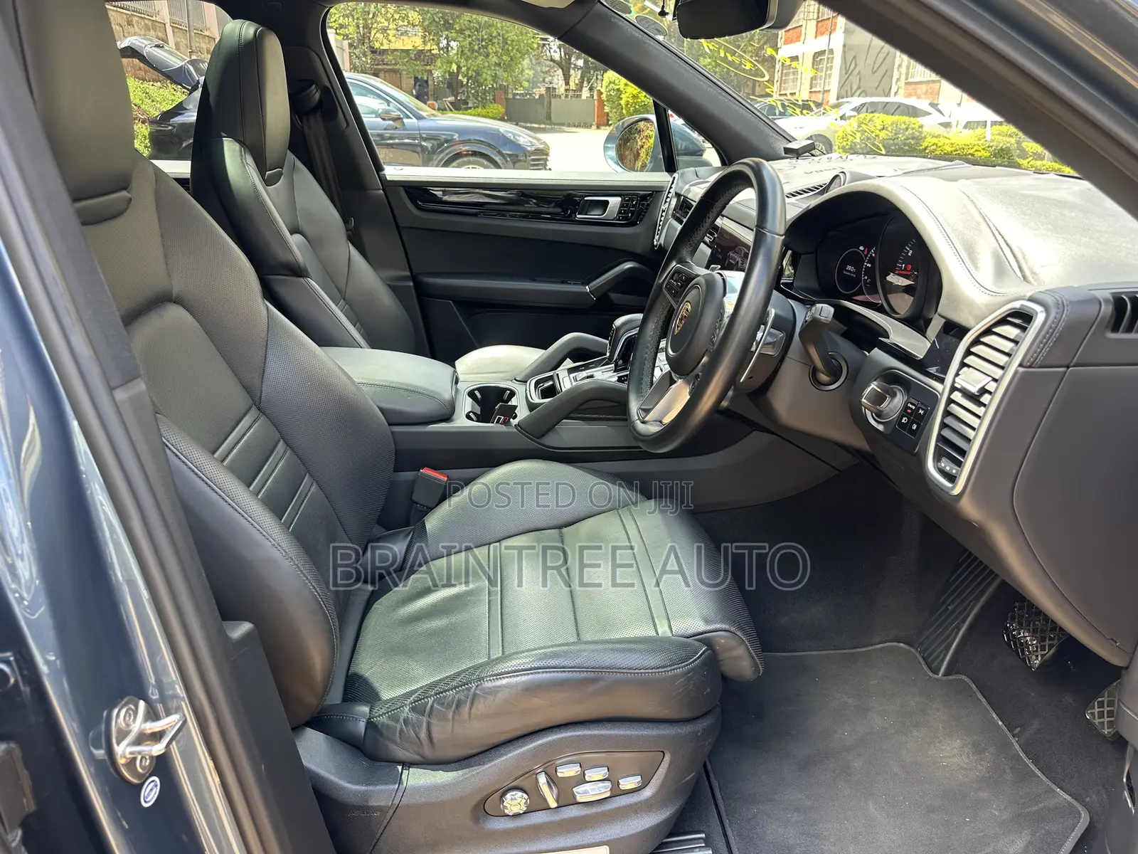 Porsche Cayenne Base AWD 2018 Blue