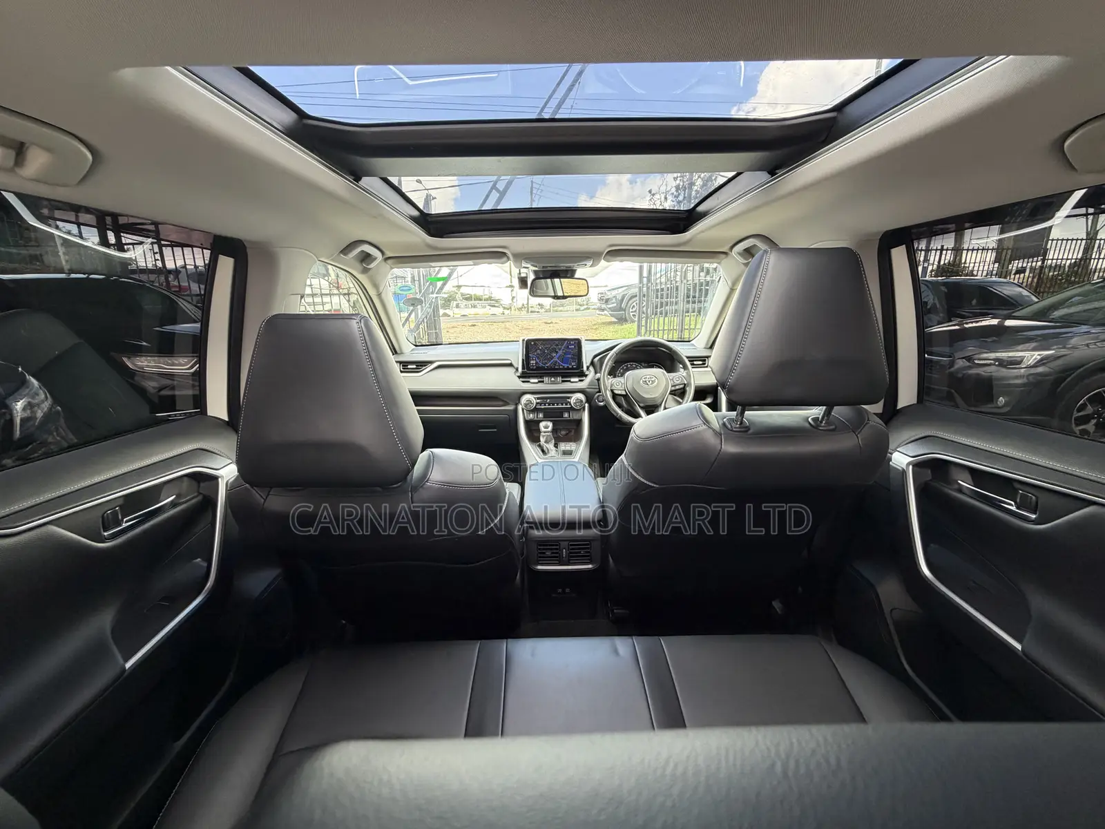 Toyota RAV4 Adventure 2019 White
