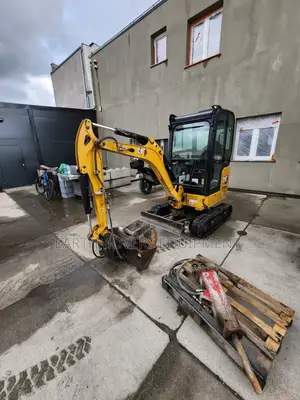 Bobcat Loader For Hire