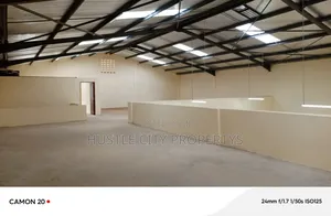 Godown to Let Along Baba Dogo Area 8000 Sq Ft 38 Per Sq Ft