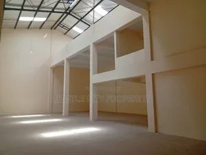 Godown to Let Along Baba Dogo Area 8000 Sq Ft 38 Per Sq Ft