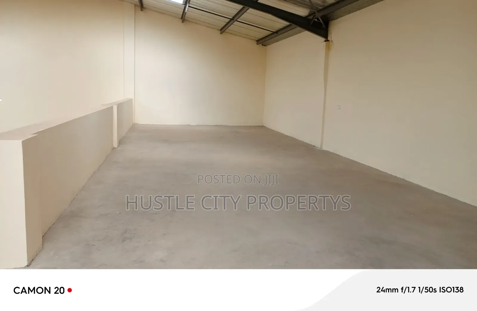 Godown to Let Along Baba Dogo Area 8000 Sq Ft 38 Per Sq Ft