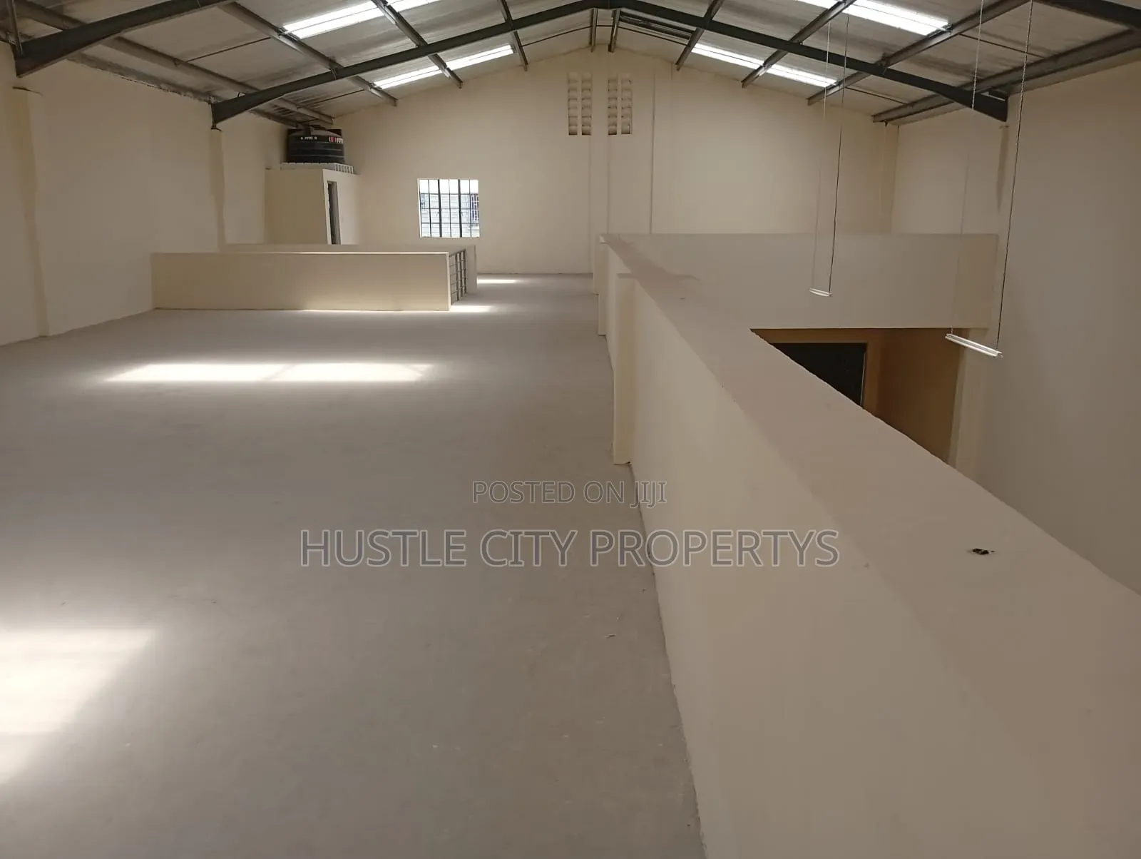 Godown to Let Along Baba Dogo Area 8000 Sq Ft 38 Per Sq Ft