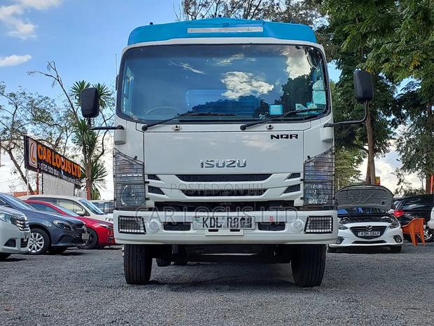 Isuzu NQR Truck Open Body - thumbnail 2