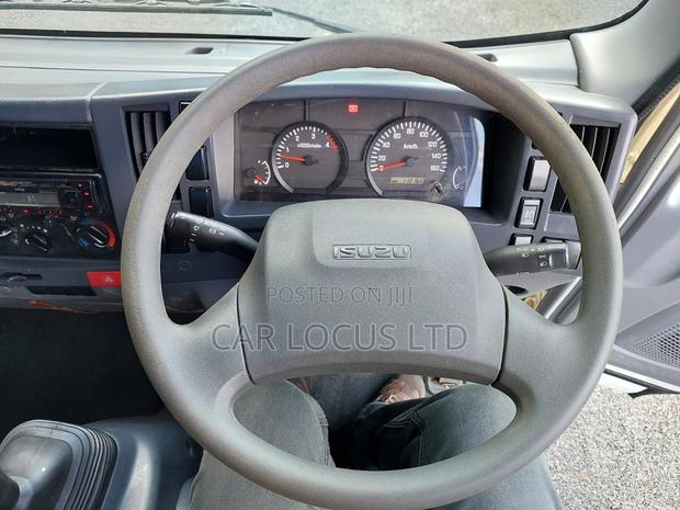Isuzu NQR Truck Open Body - thumbnail 20