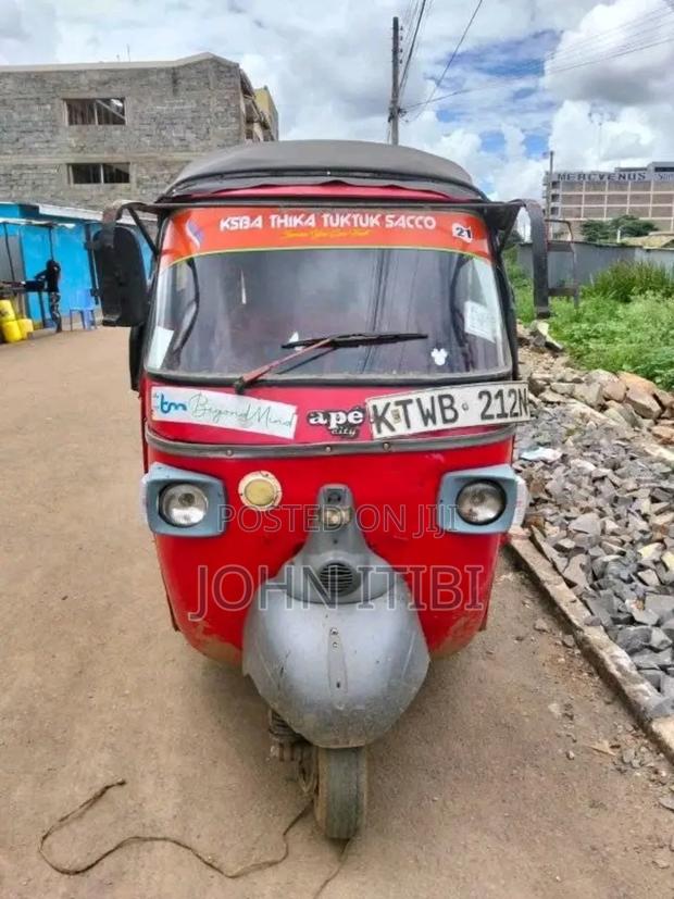 Piaggio Scooter 2018 Red - thumbnail 5