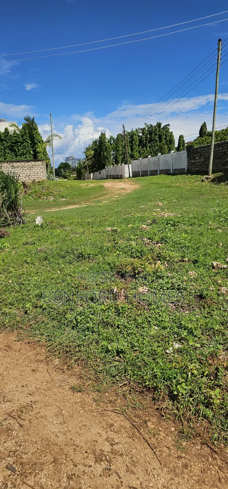 Prime Plot on Sale Nyali Beach Road by Benford Homes