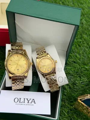 Gold Tone Stainless Couple Set Watches 