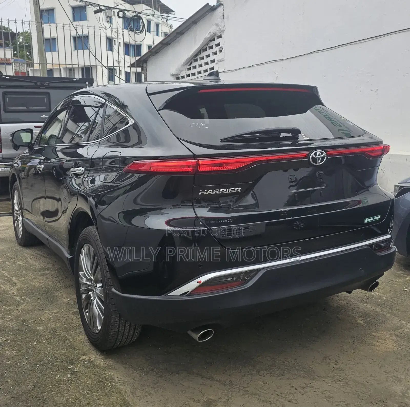 Toyota Harrier 2.0 2020 Black