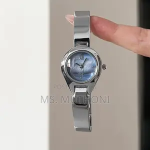 New Vintage Ladies Wrist Watch