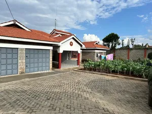 4bdrm Bungalow in Kenvic Area, Ole Polos for sale