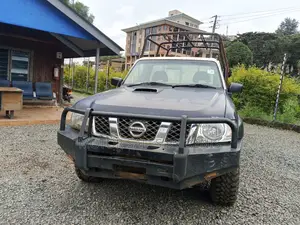 Nissan Patrol 2016