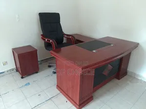 1.6 Miter Executive Office Desk
