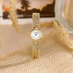 Mother of Pearl Dial Ladies Wrist Watch