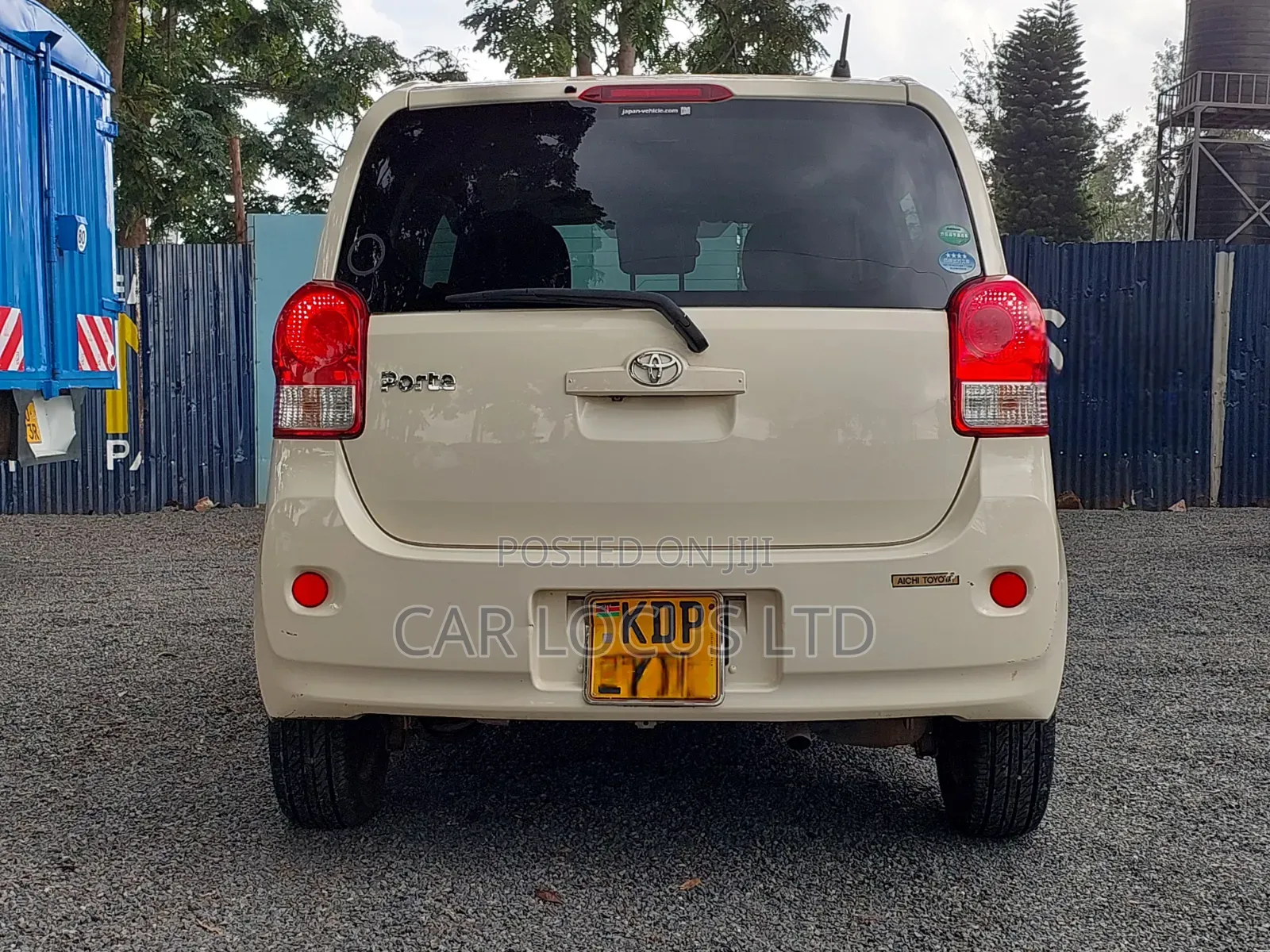 Toyota Porte 2017 Beige