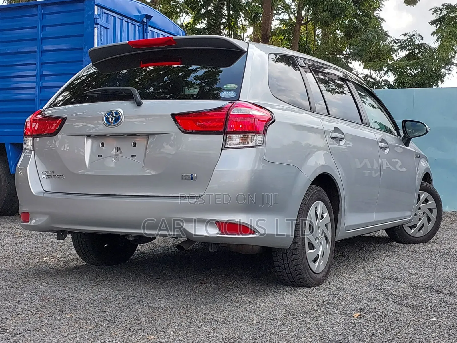 Toyota Corolla Fielder 2019 Silver