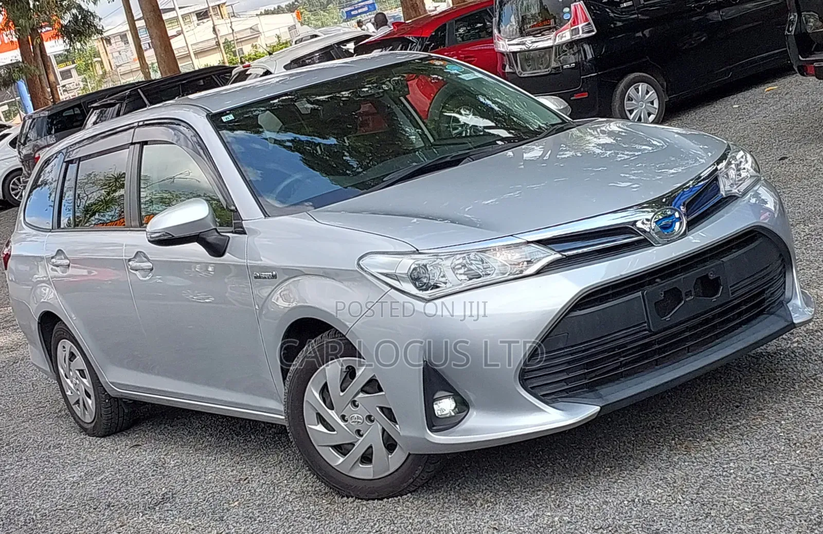 Toyota Corolla Fielder 2019 Silver