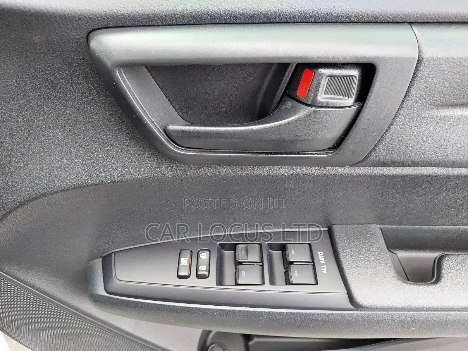 Toyota Corolla Fielder 2019 Silver