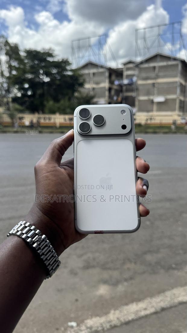 Apple iPhone 17 Pro Max 512 GB Silver