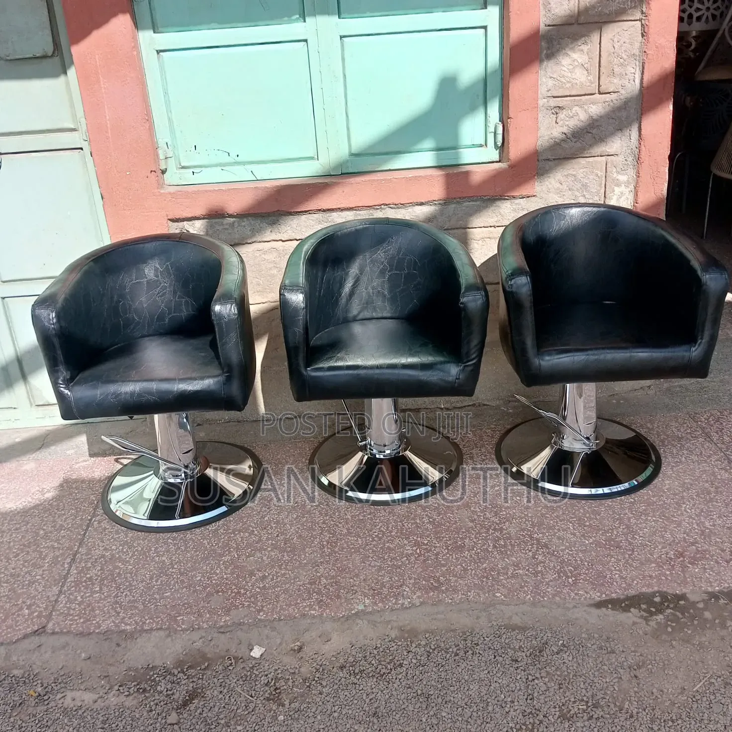 Black Modish Barbershop/Parlour Seats